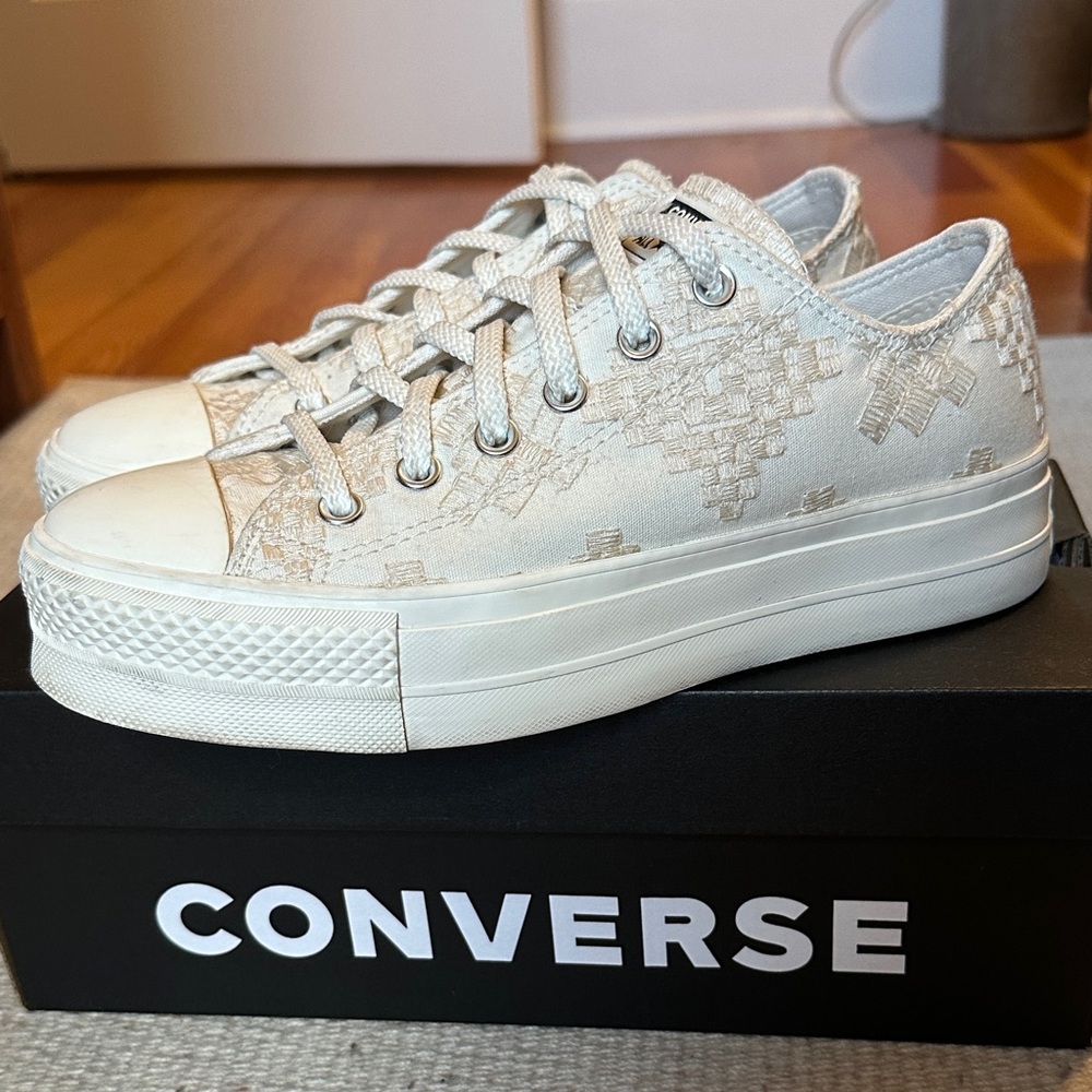 Converse Women’s Textured Cream Platform Sneakers